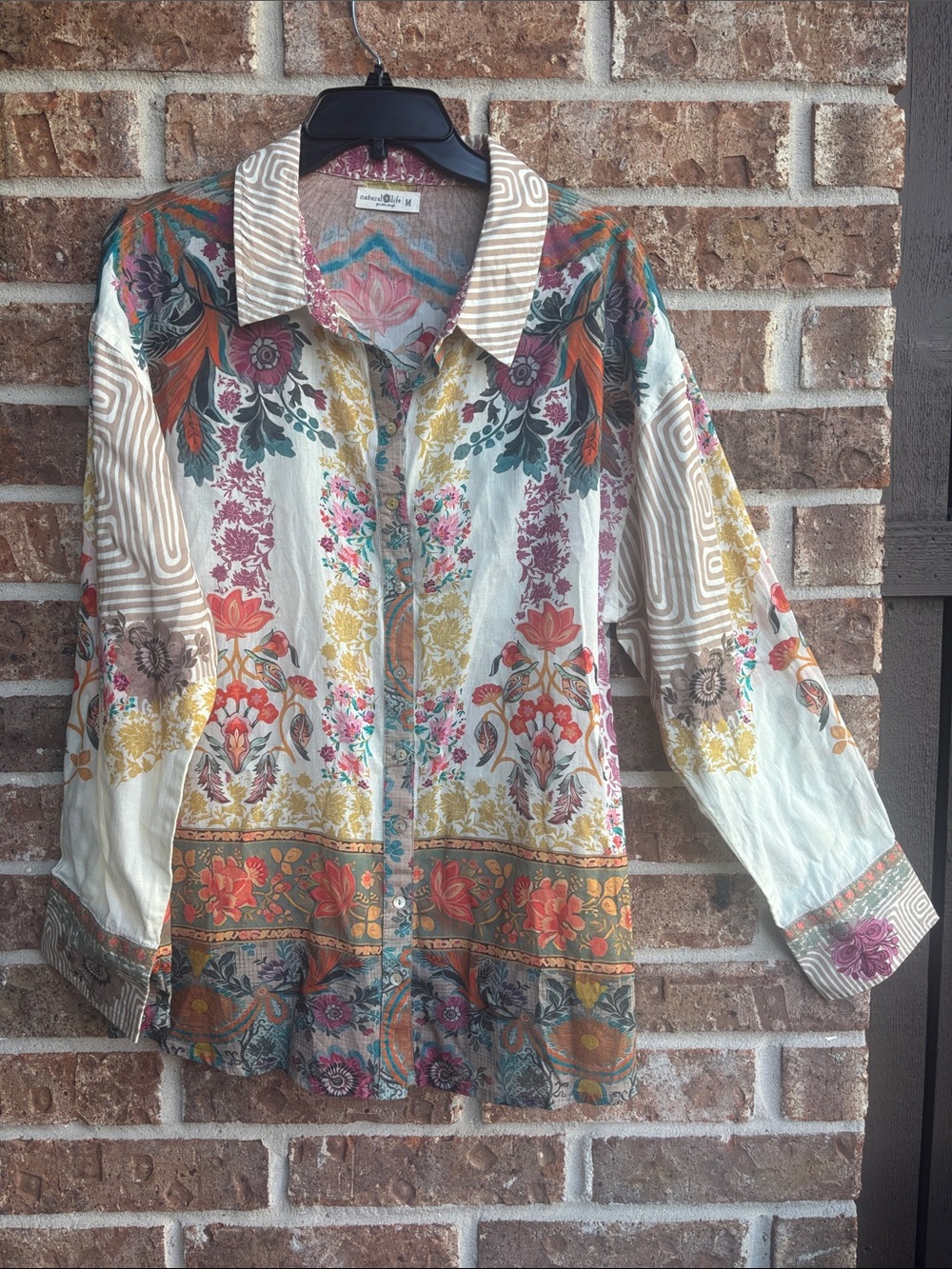 Natural life Barcelona Boho Floral Button-Up Shirt in Cream.